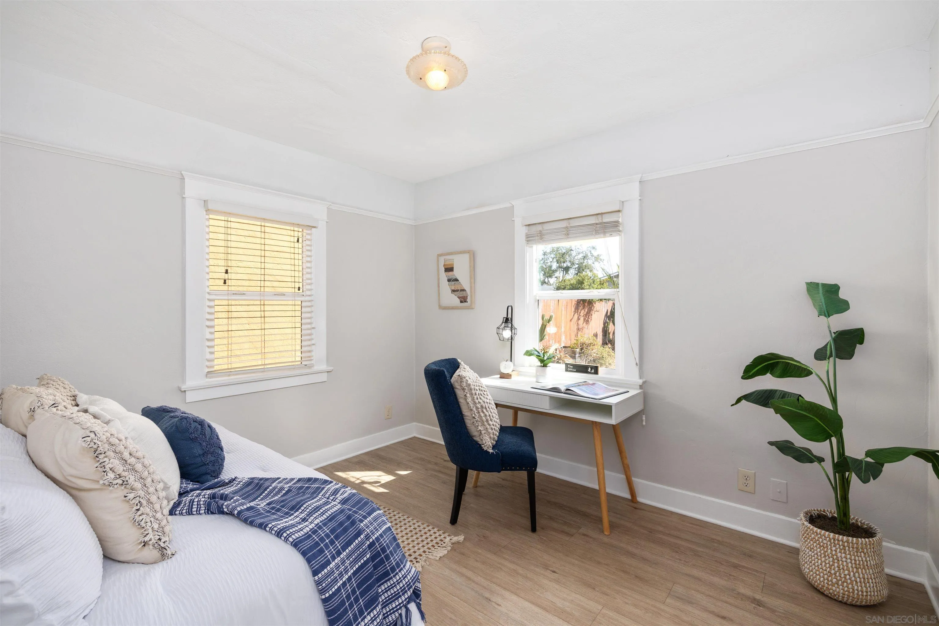 https://cdn.realtyfeed.com/cdn/127/260023502/f11ef4d35090b90f29ee928ebef49f2c.webp