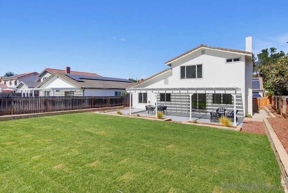 https://cdn.realtyfeed.com/cdn/127/260023509/0e2fb60e02a2ad48b752865c3fc96630.webp
