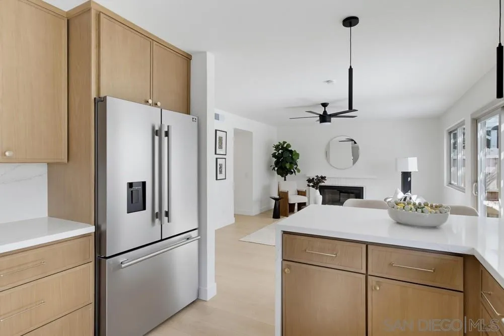 https://cdn.realtyfeed.com/cdn/127/260023509/55e23b86c1feba0c98084ecffbde8957.webp