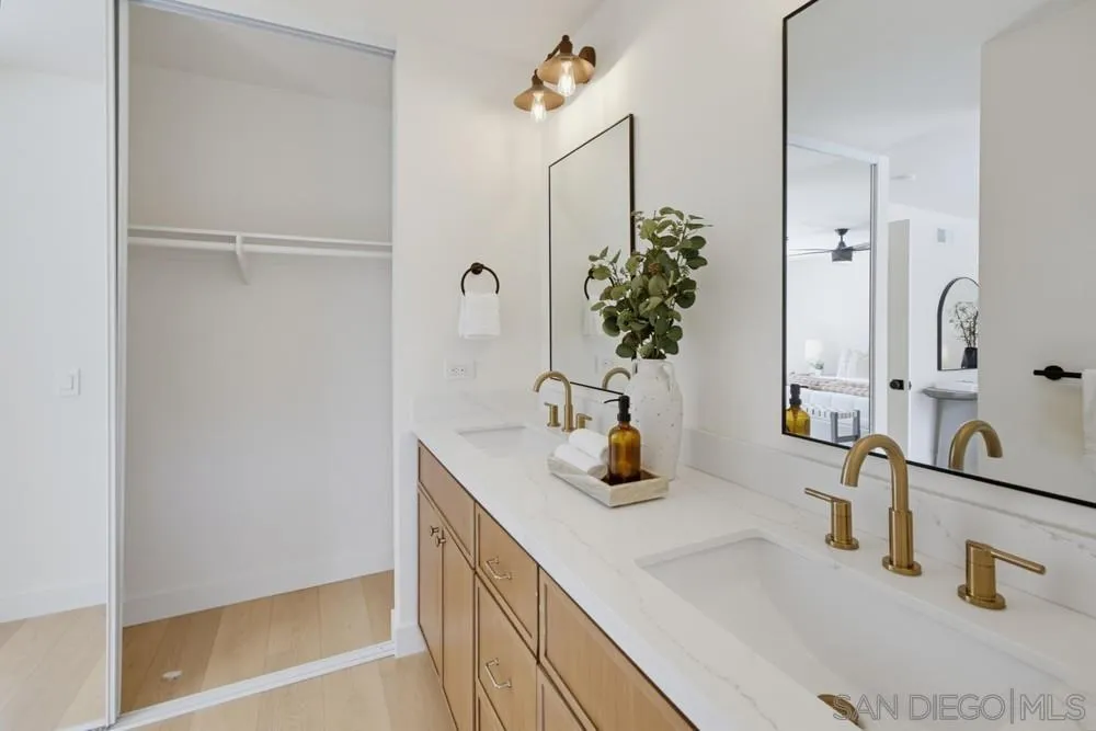 https://cdn.realtyfeed.com/cdn/127/260023509/73aa2f3e36441f7c813d0c3c038ba254.webp