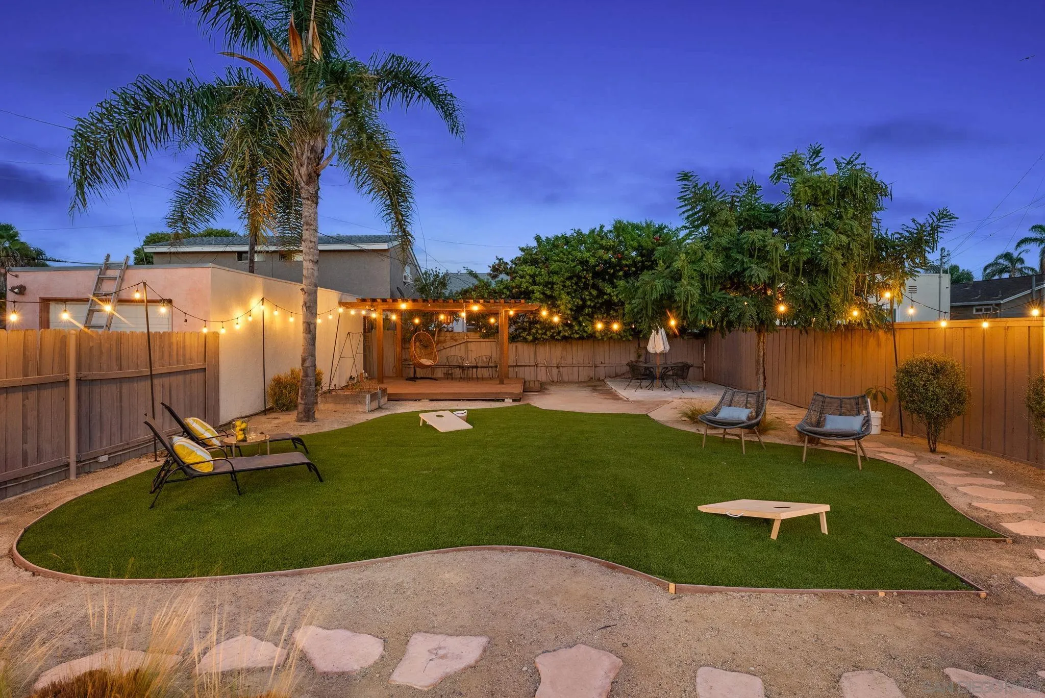 https://cdn.realtyfeed.com/cdn/127/260023510/62eefc3782cabeffb83de763e1f4bd5f.webp