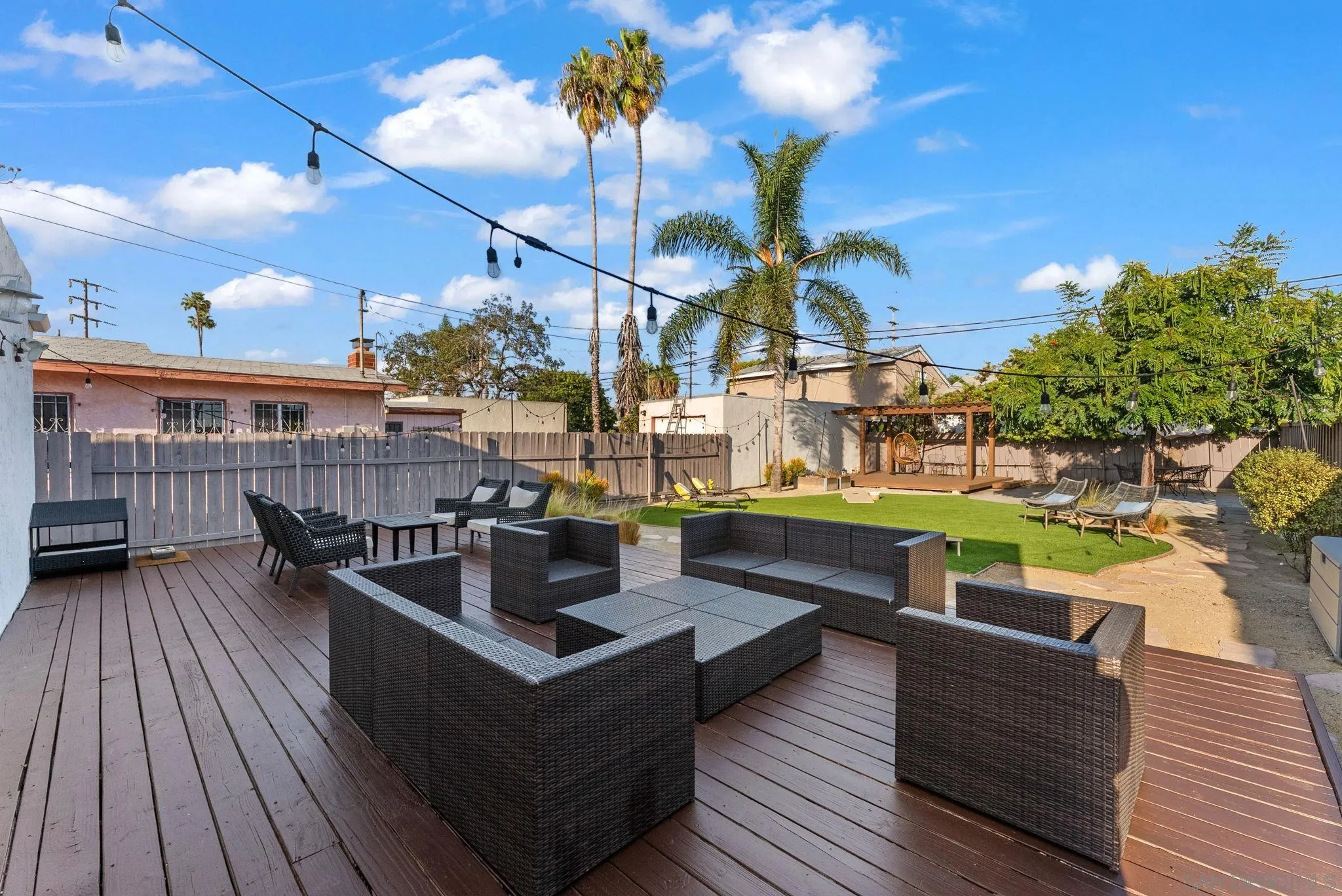 https://cdn.realtyfeed.com/cdn/127/260023510/63e2e5f50b323f1f90895ec27bb75d87.webp