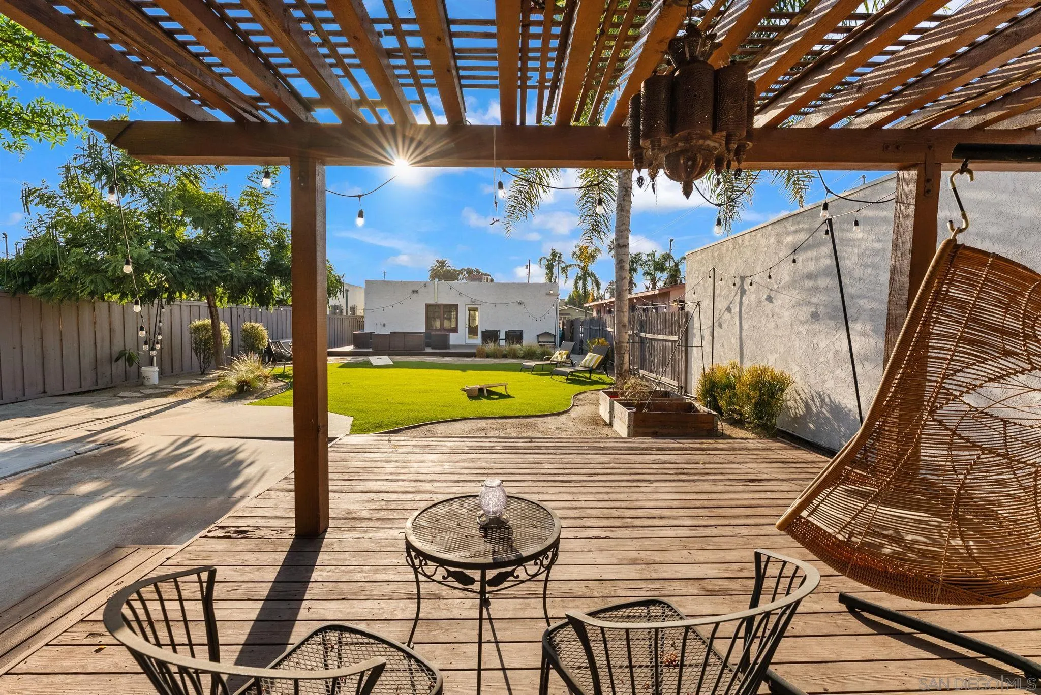 https://cdn.realtyfeed.com/cdn/127/260023510/66654d33cd408261b022febb14733ae1.webp