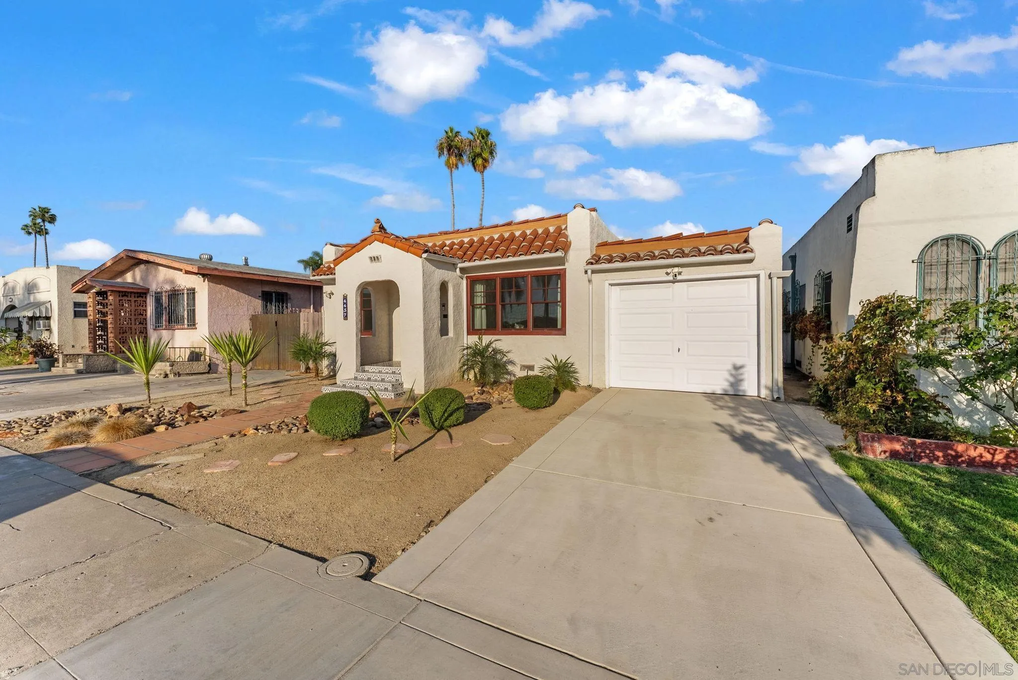 https://cdn.realtyfeed.com/cdn/127/260023510/d865d3a367dee9890a48664352a9c3a3.webp