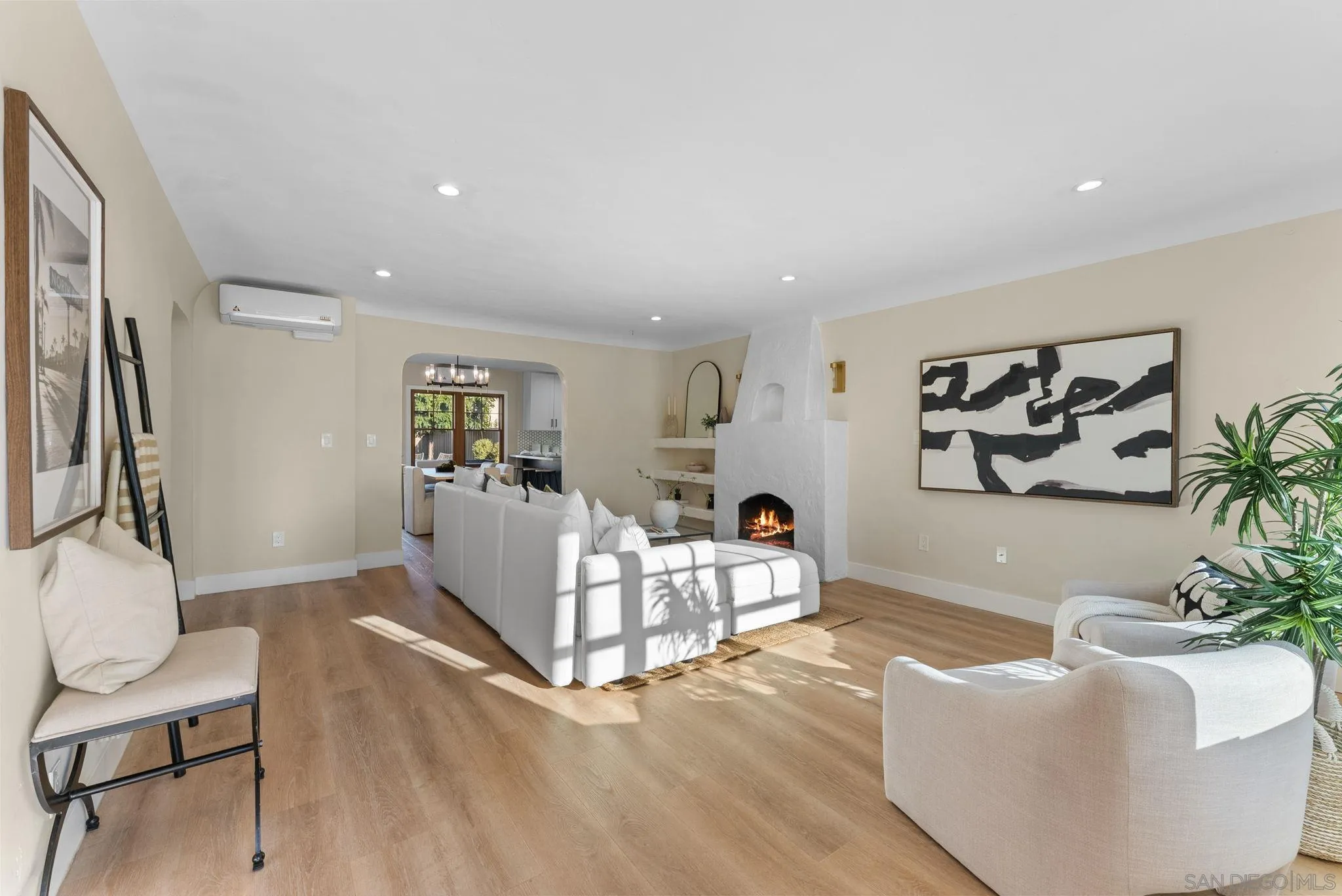 https://cdn.realtyfeed.com/cdn/127/260023510/ff56286a638496dab0710e15e11f71e0.webp