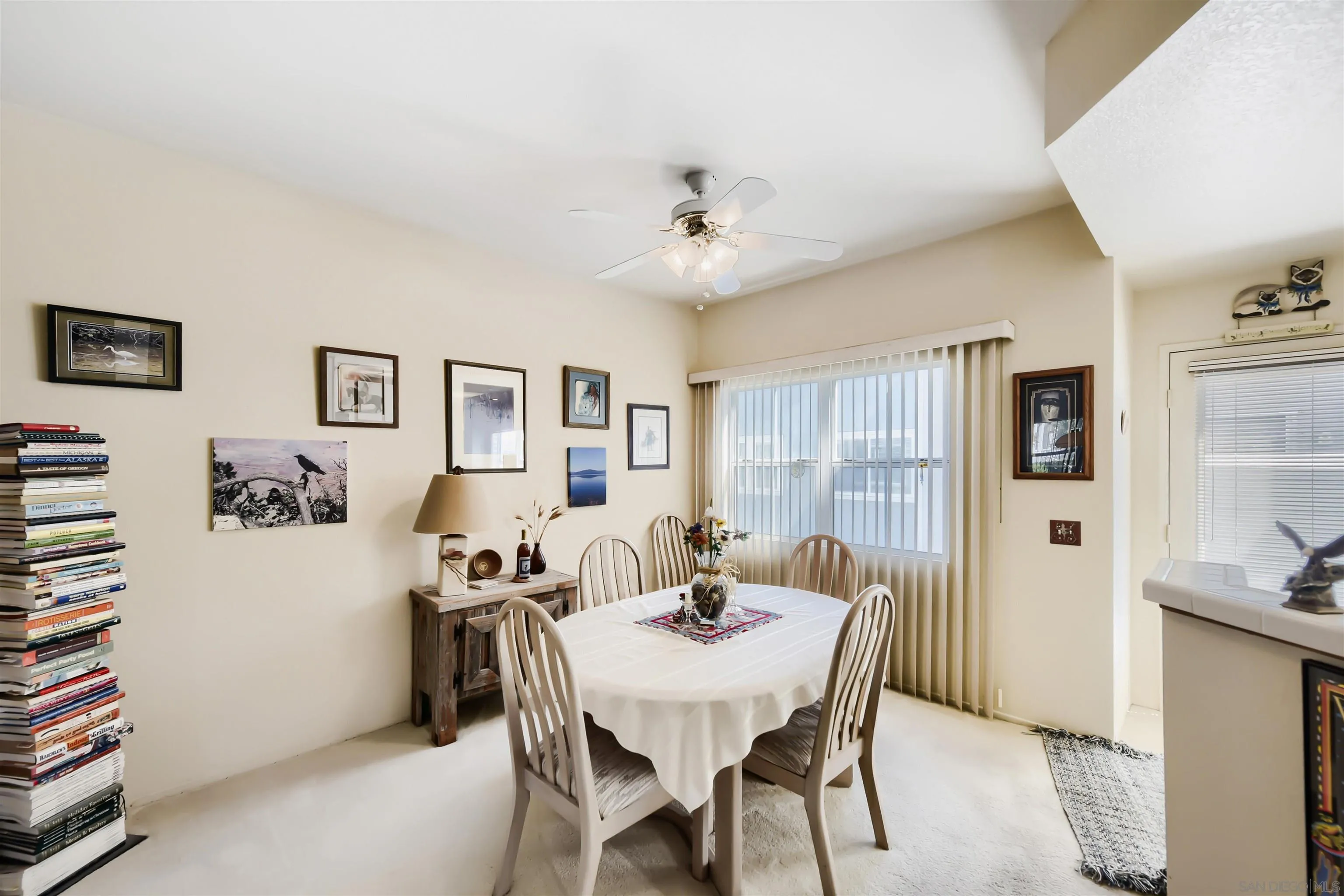 https://cdn.realtyfeed.com/cdn/127/260023512/e0d51d2ceb97e36972961ba102f34a39.webp