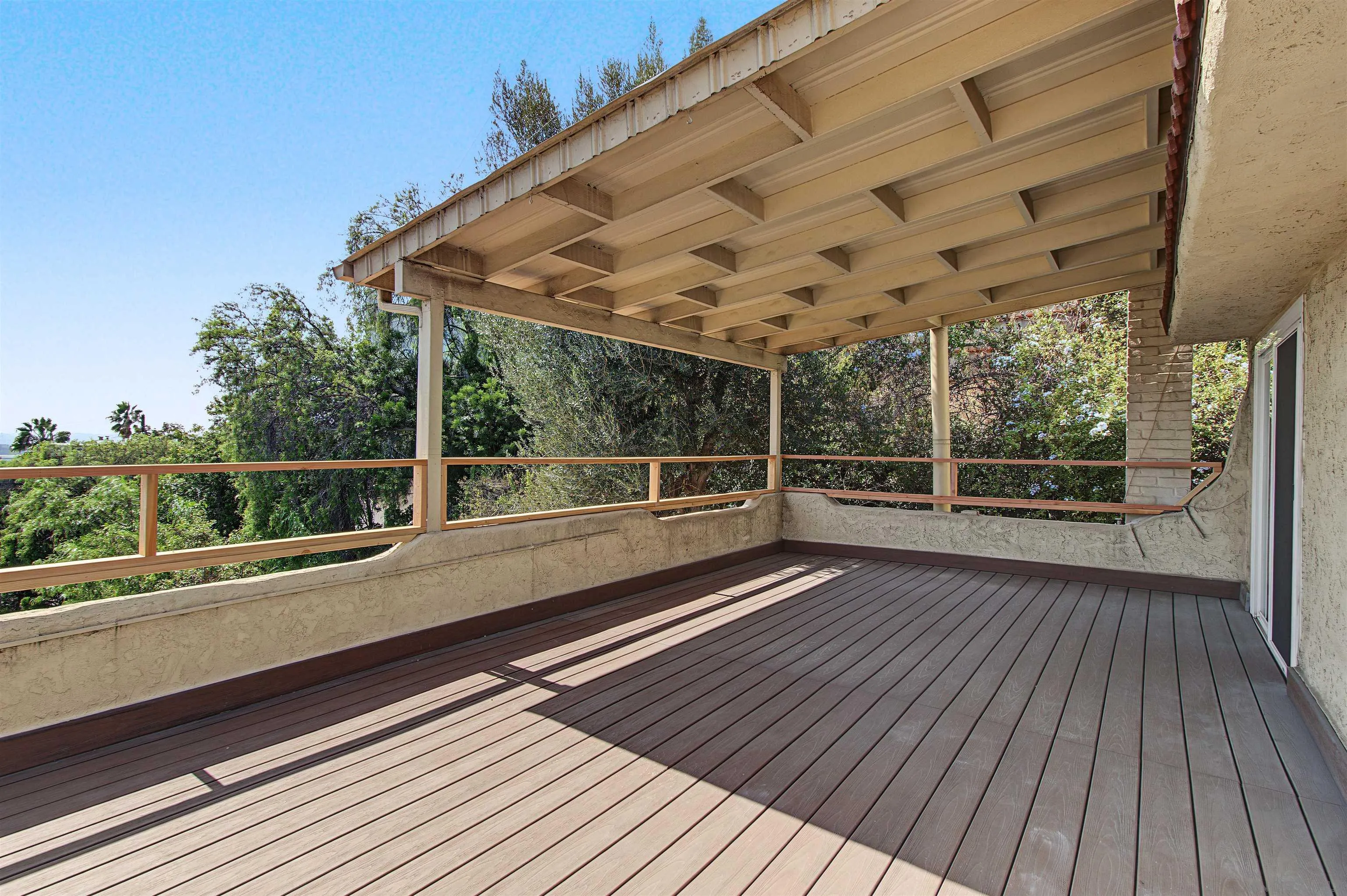 https://cdn.realtyfeed.com/cdn/127/260023516/46477f4ad5d1aef86280805eef024d23.webp