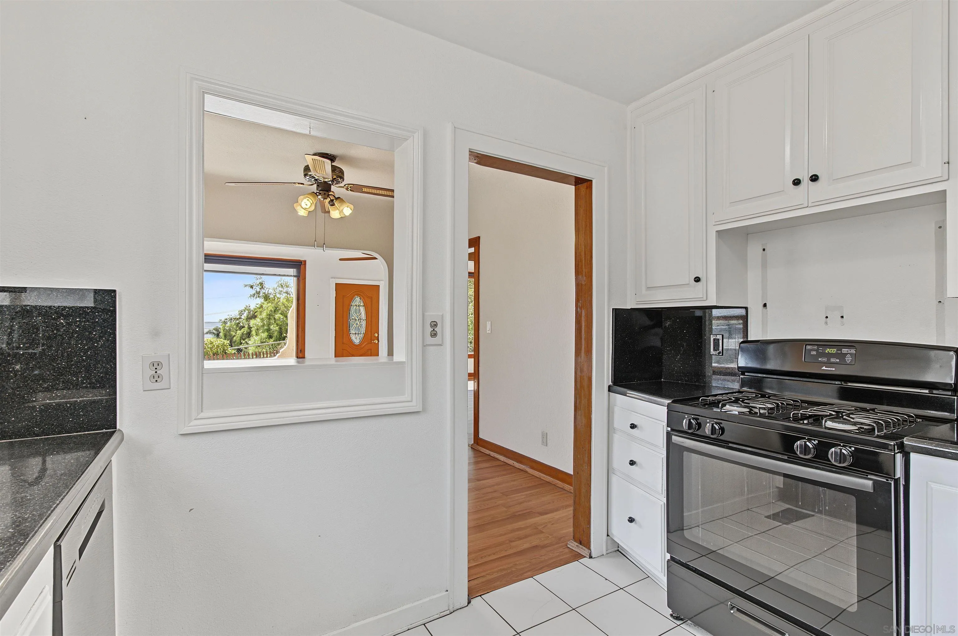 https://cdn.realtyfeed.com/cdn/127/260023516/ba67873bf47c0d54cefaeaec4244f070.webp