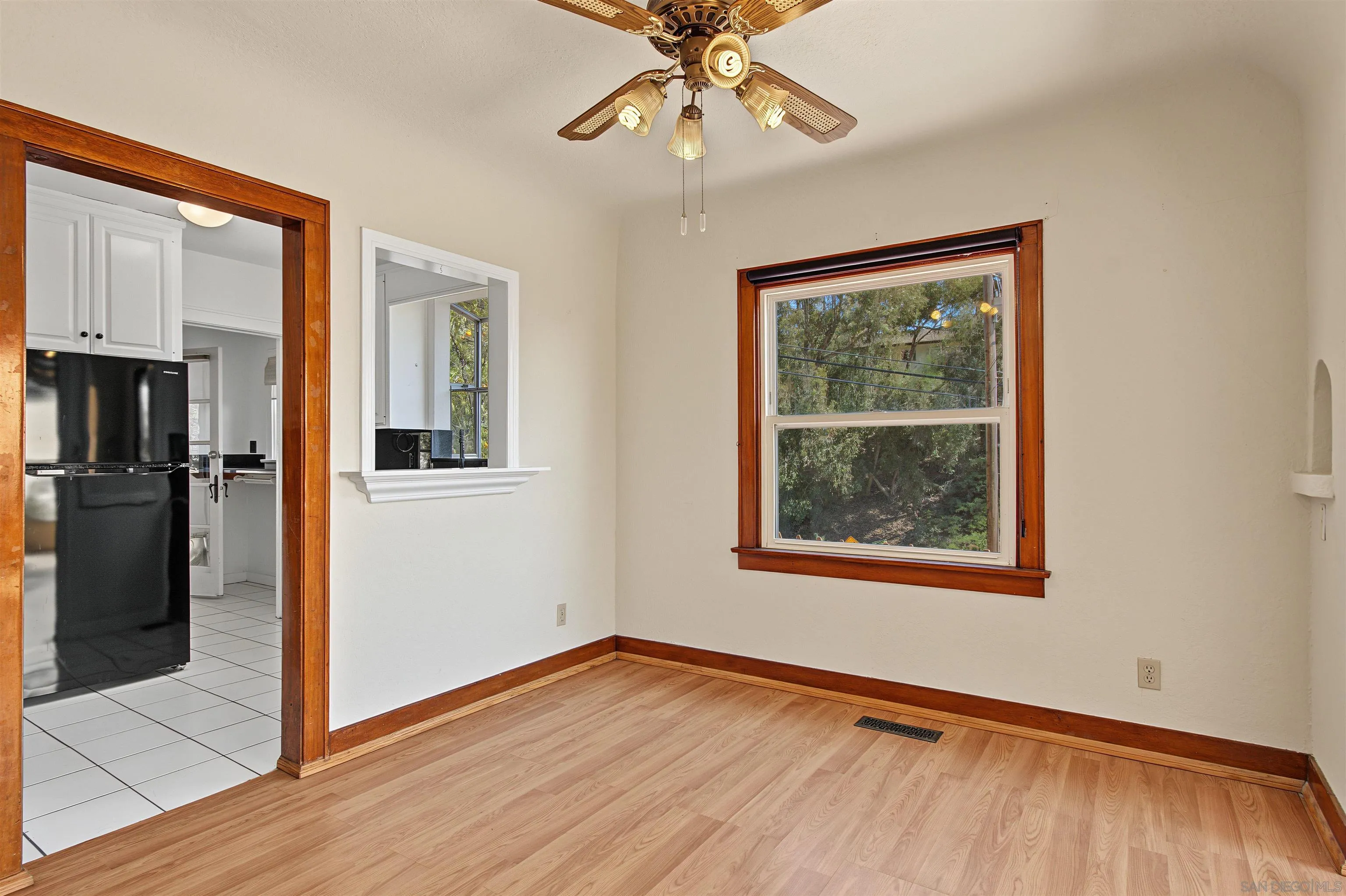 https://cdn.realtyfeed.com/cdn/127/260023516/f445cefb048493a0f9cb8341ca7bba79.webp