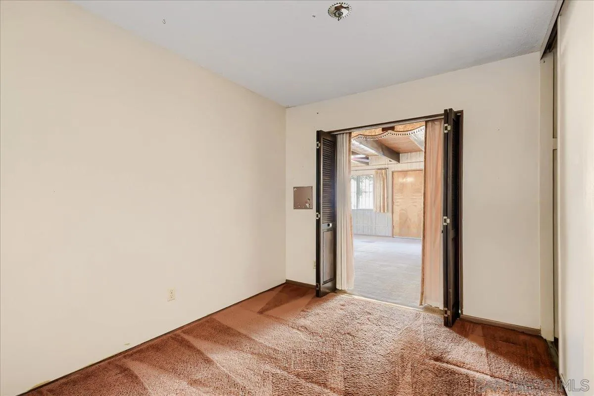 https://cdn.realtyfeed.com/cdn/127/260023517/7115490b996256309b25acf32e4cfaff.webp