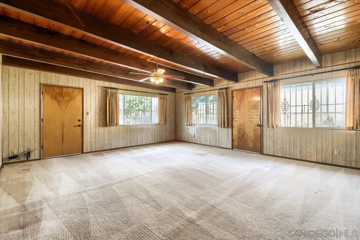 https://cdn.realtyfeed.com/cdn/127/260023517/8bc09b9a87bfb474fbfd156fd9bae45e.webp