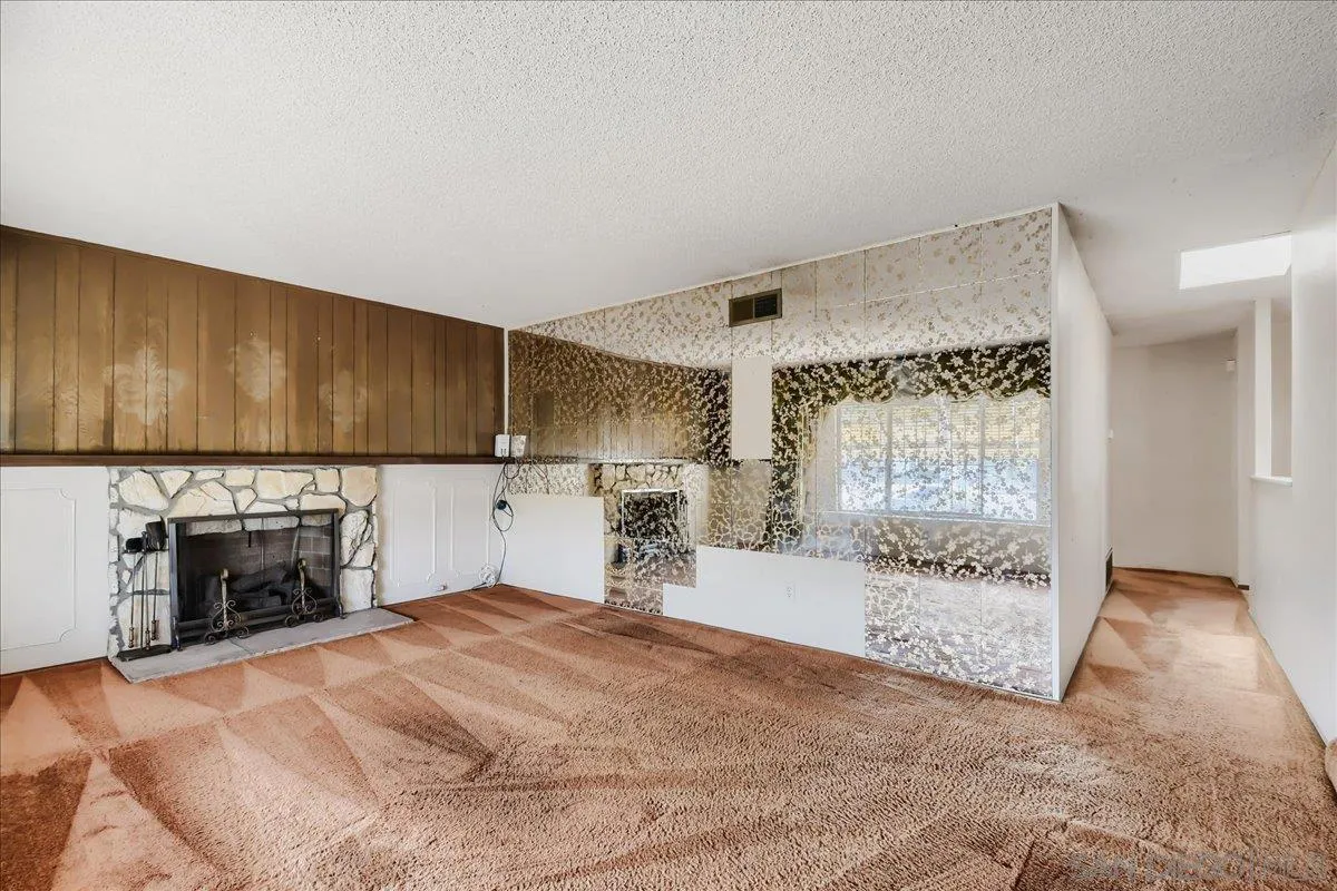 https://cdn.realtyfeed.com/cdn/127/260023517/bbf35bb45882883a92ad81f5b357ae30.webp