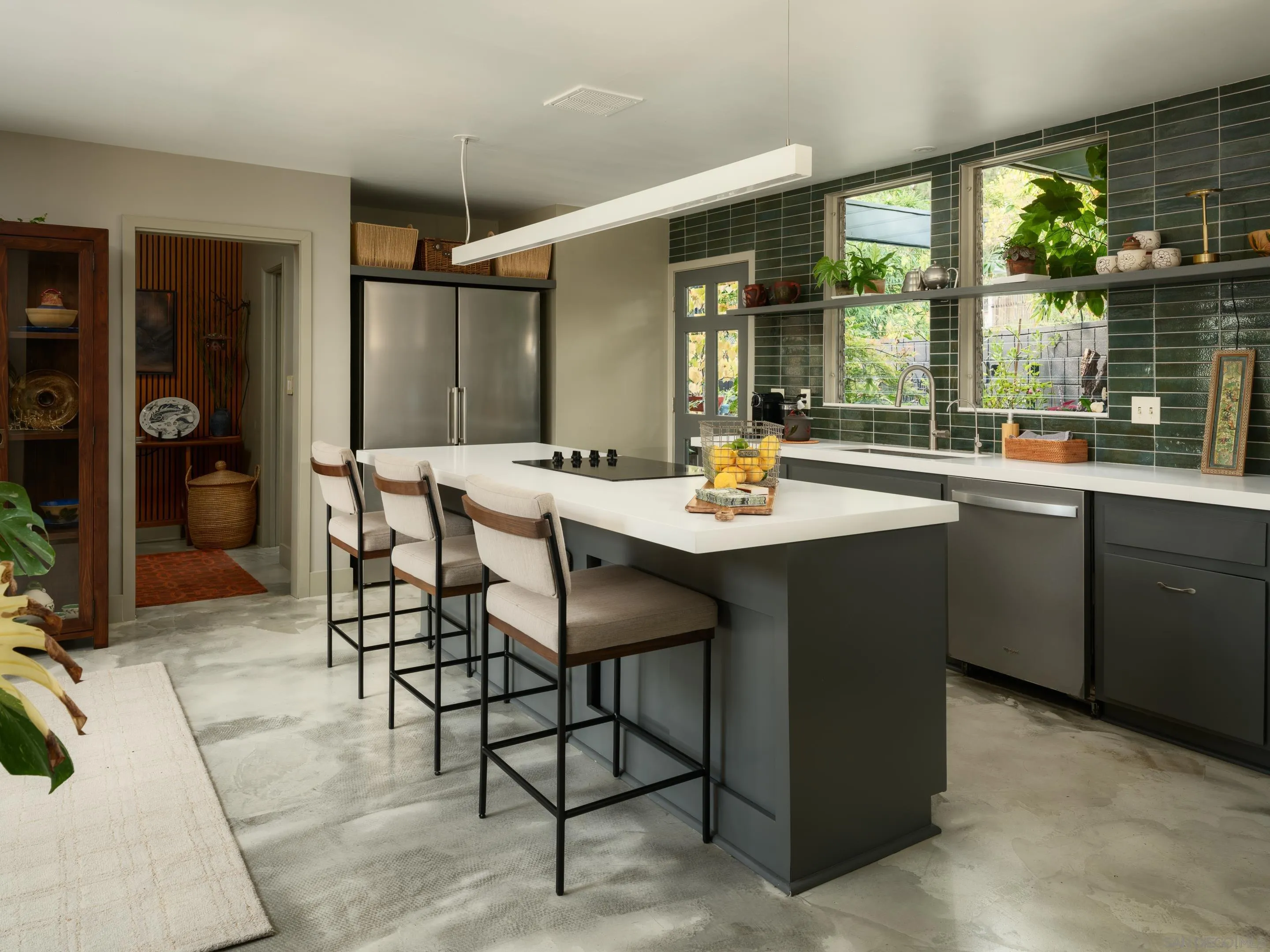 https://cdn.realtyfeed.com/cdn/127/260023518/f502c070913f62c152d4c3046863bcd7.webp