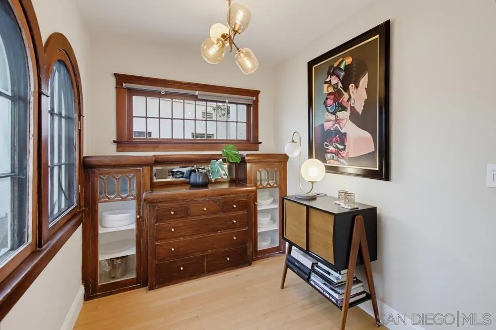 https://cdn.realtyfeed.com/cdn/127/260023519/089739526bbbb7c172504a7fe74eae83.webp