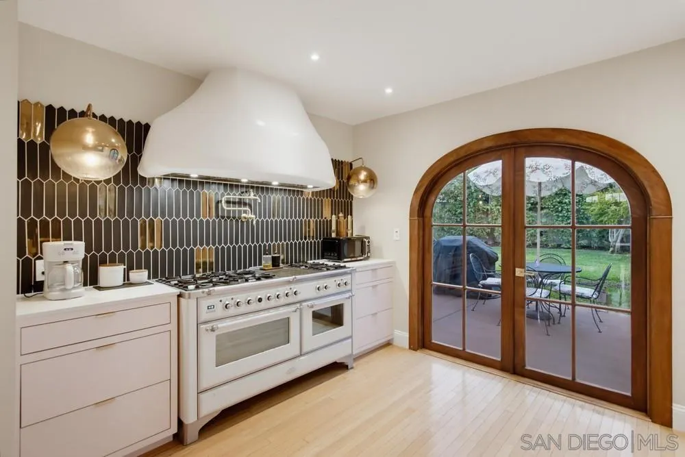 https://cdn.realtyfeed.com/cdn/127/260023519/3b8586b4abd613e07ef7cccf0f5acbad.webp