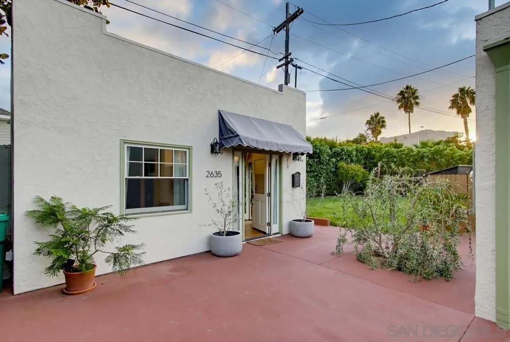 https://cdn.realtyfeed.com/cdn/127/260023519/427950bed43a3c561cc660efaacee15c.webp
