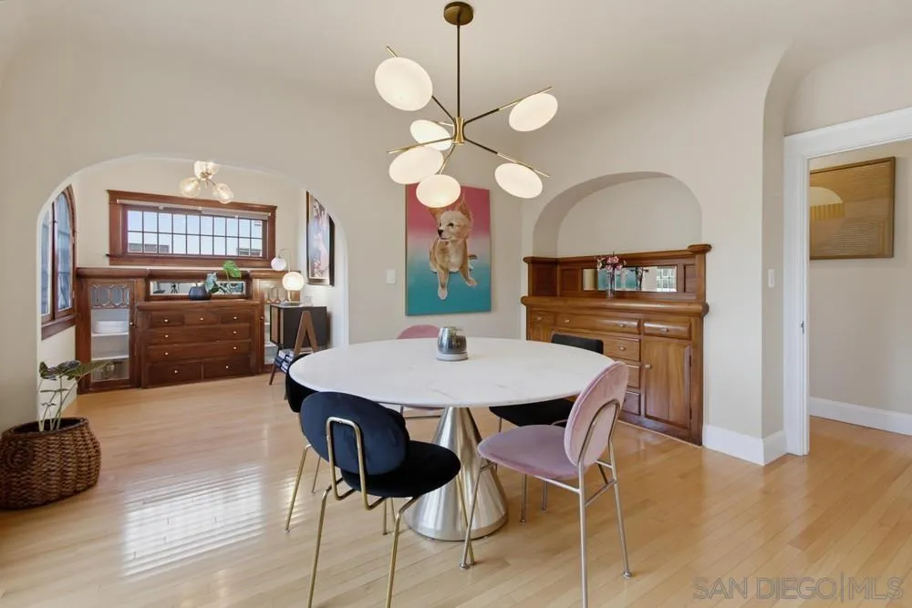 https://cdn.realtyfeed.com/cdn/127/260023519/69c6f02e5a9f567f833a25f91dc23851.webp