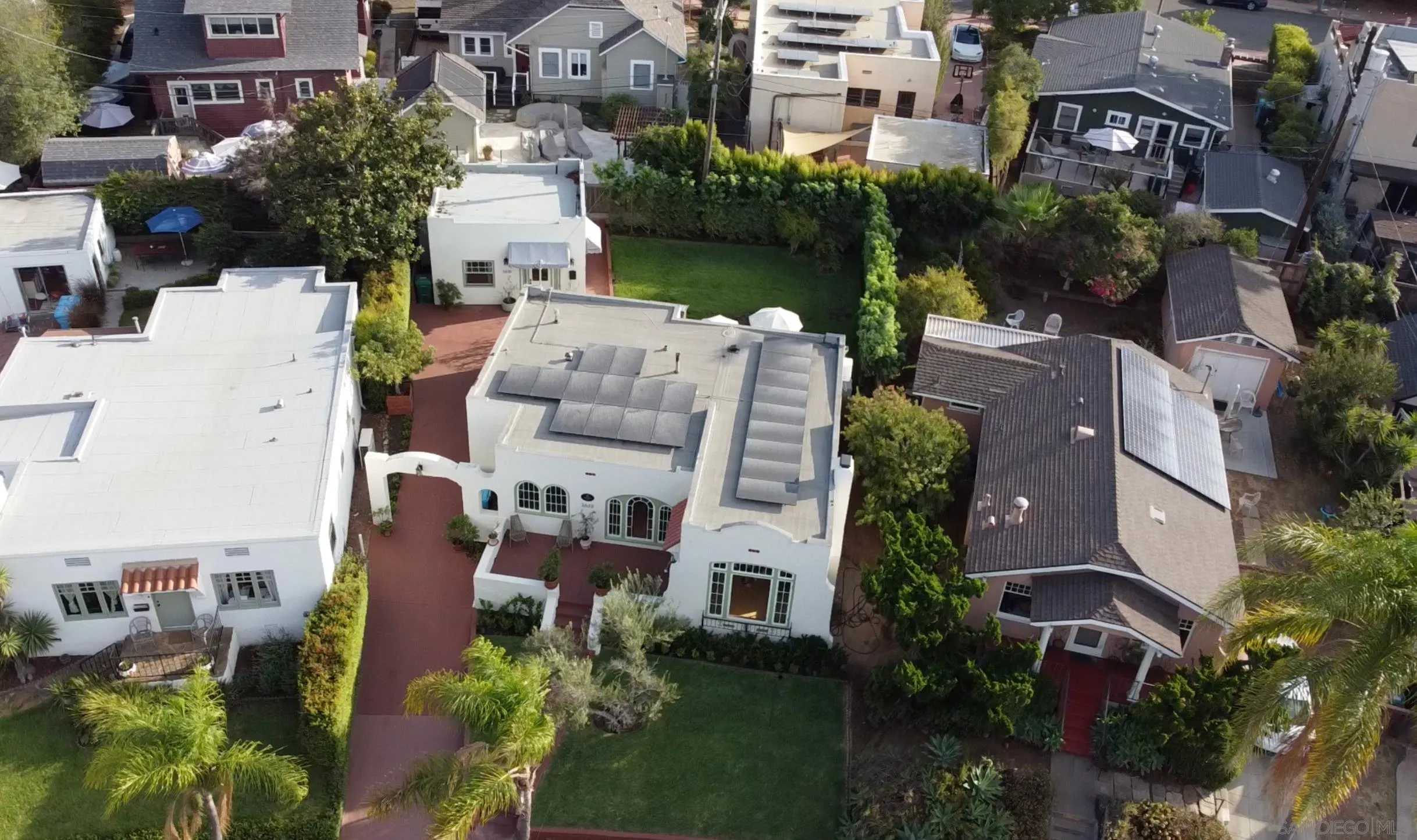 https://cdn.realtyfeed.com/cdn/127/260023519/9024f3e27593ba5ae8806941e12b0e16.webp