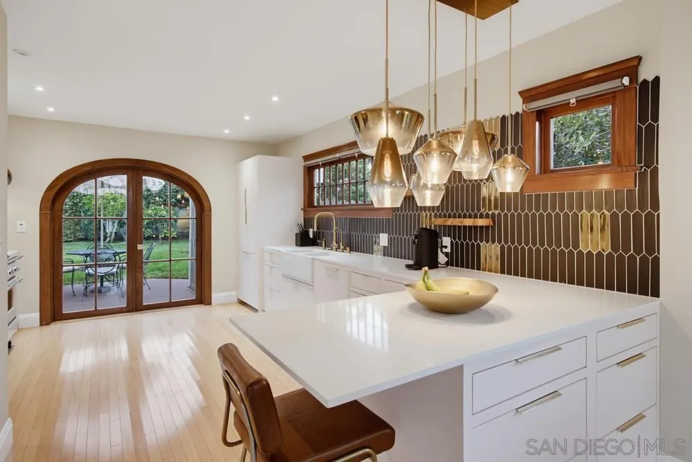 https://cdn.realtyfeed.com/cdn/127/260023519/a4eacf73257fd784cc9807d8f6efb727.webp