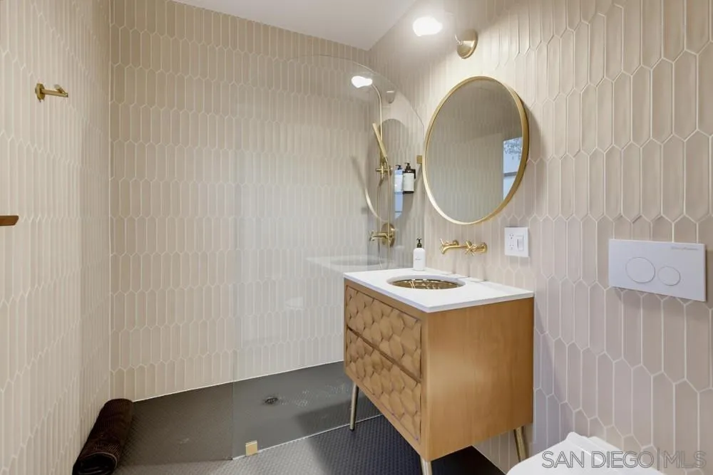 https://cdn.realtyfeed.com/cdn/127/260023519/c1e2c4573309fcd8c4dd5e2f0b2a5d52.webp