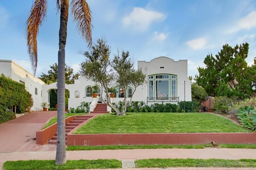 https://cdn.realtyfeed.com/cdn/127/260023519/e1ad2a0aa2cd1df10602807234e1970d.webp