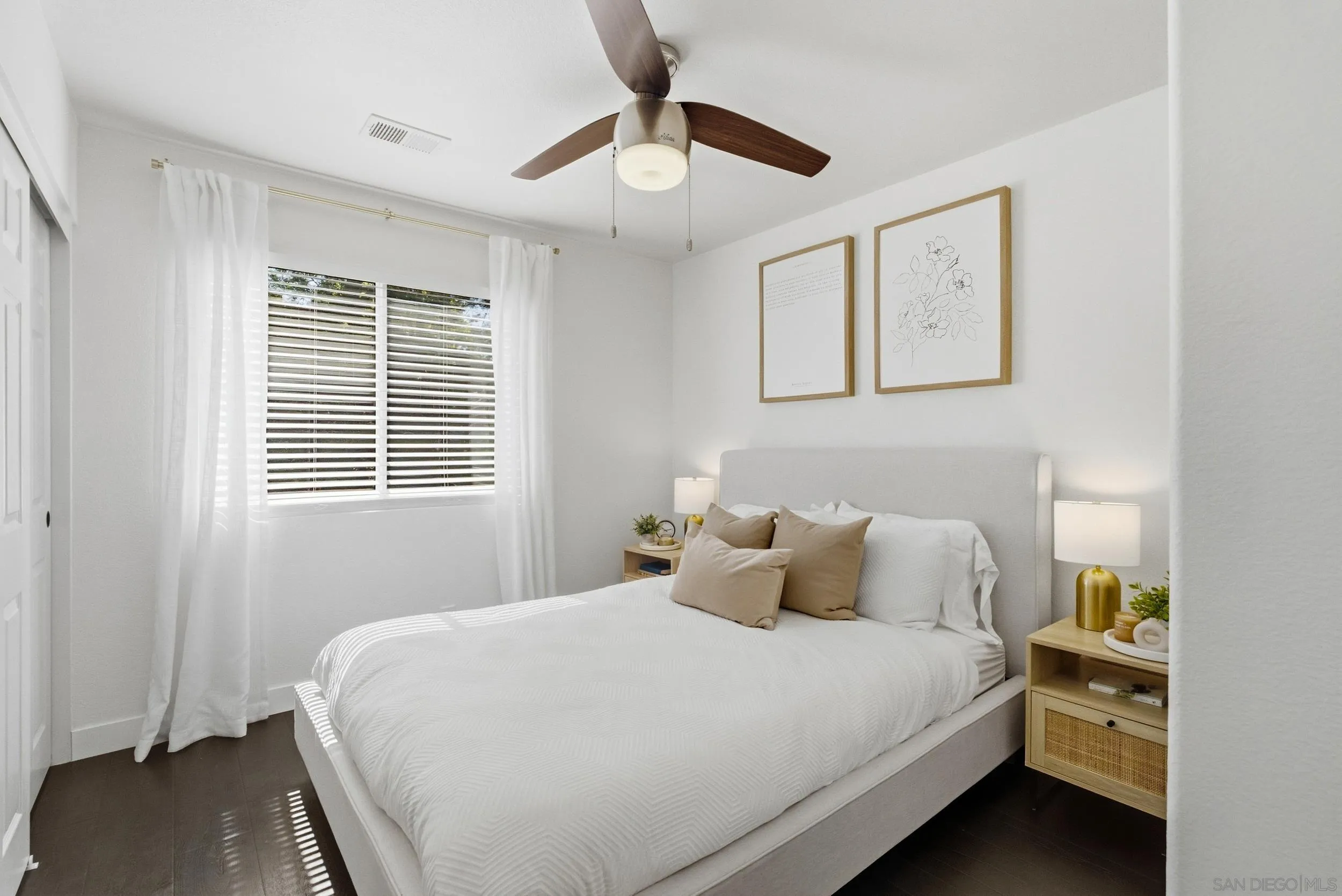 https://cdn.realtyfeed.com/cdn/127/260023526/05bc32f22ed21015a937bfedb8c5312c.webp