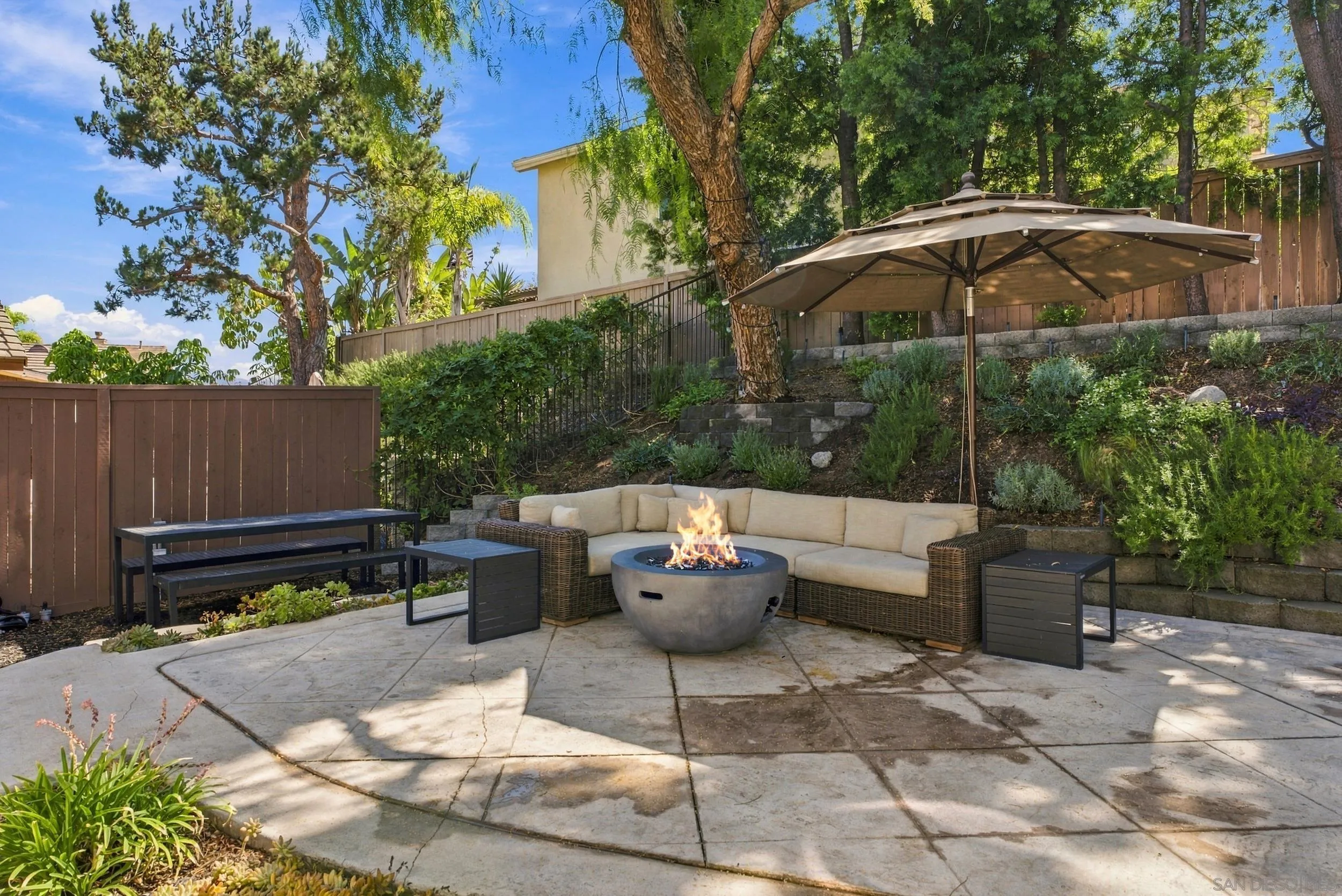 https://cdn.realtyfeed.com/cdn/127/260023526/2b7e7cb42d49944756e3a68f4630ae4e.webp