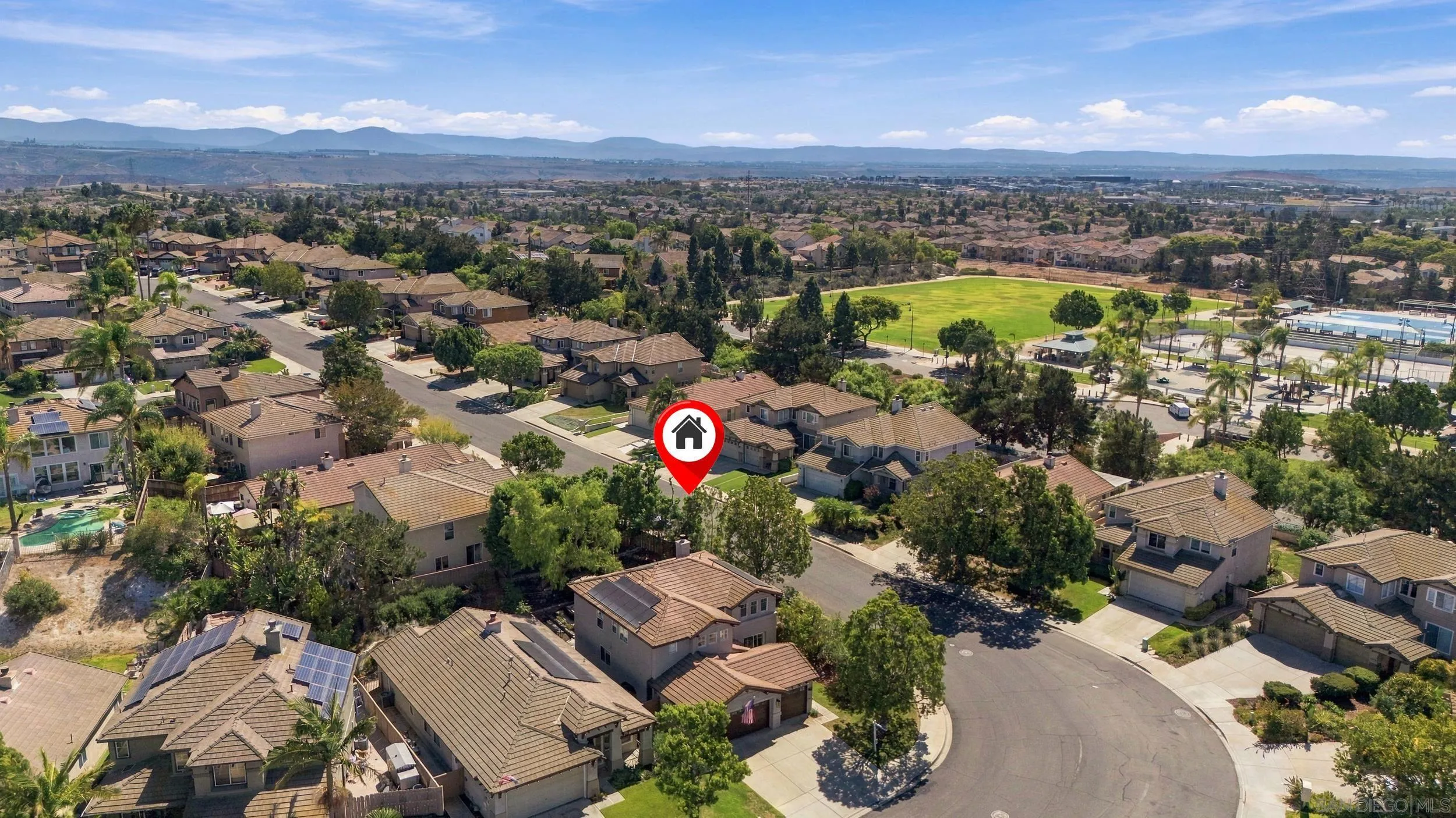 https://cdn.realtyfeed.com/cdn/127/260023526/88eec38932b9271b0ea37dafb378f61b.webp