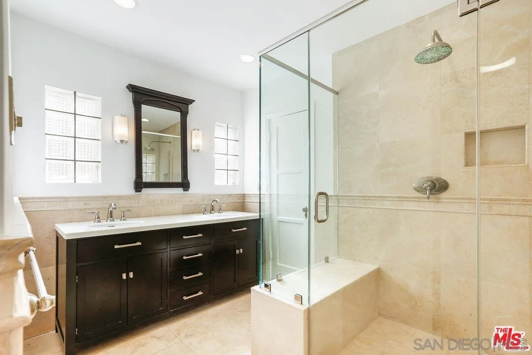 471-473 Bedford Dr, Beverly Hills, CA 90212, photo 22