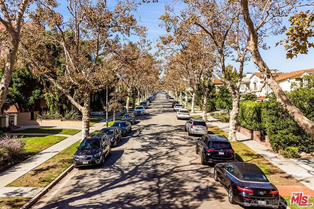 471-473 Bedford Dr, Beverly Hills, CA 90212, photo 9