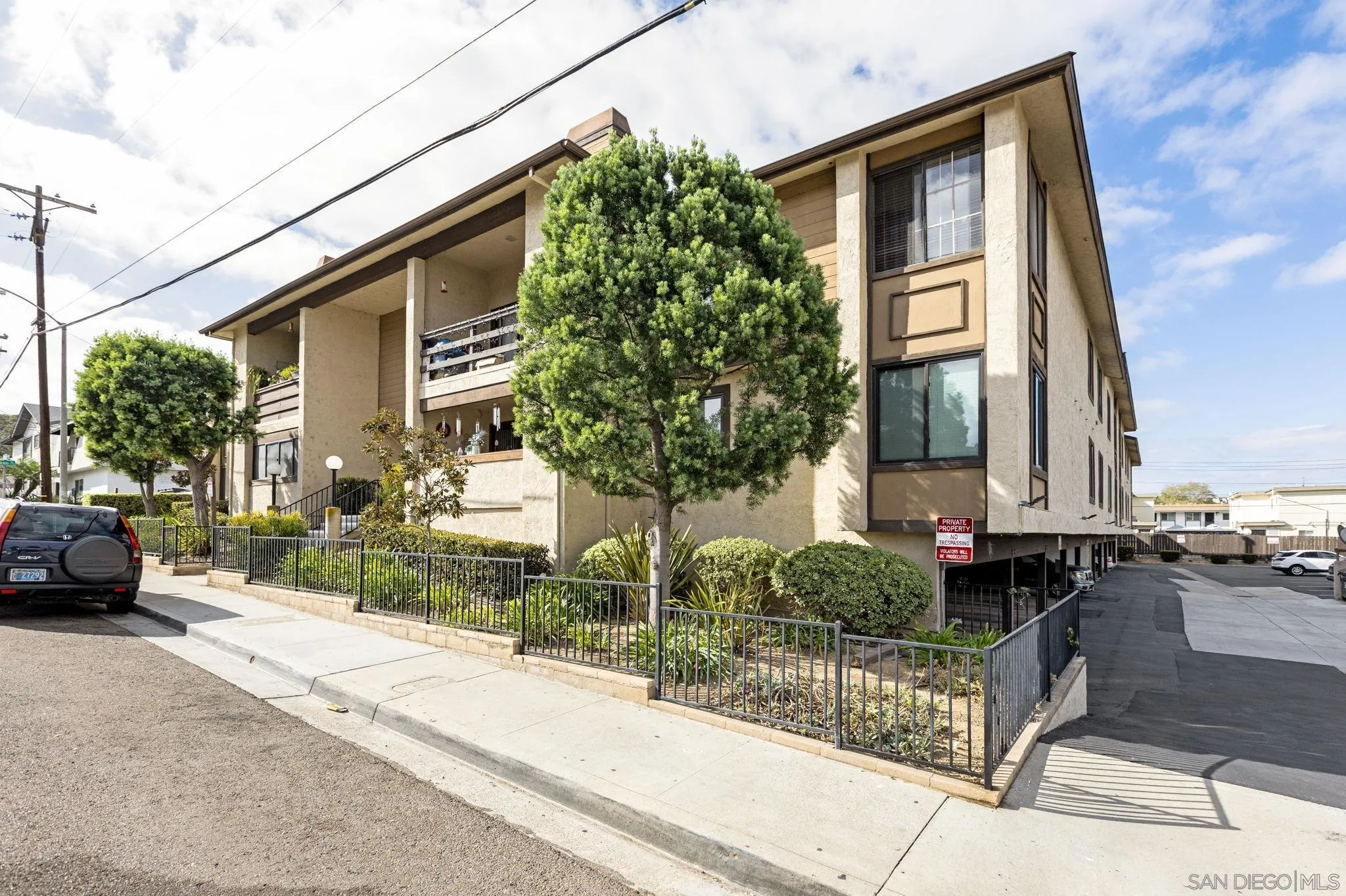 https://cdn.realtyfeed.com/cdn/127/260023530/dcb7277700a7bb0d63eff0b1d9bea9e3.webp