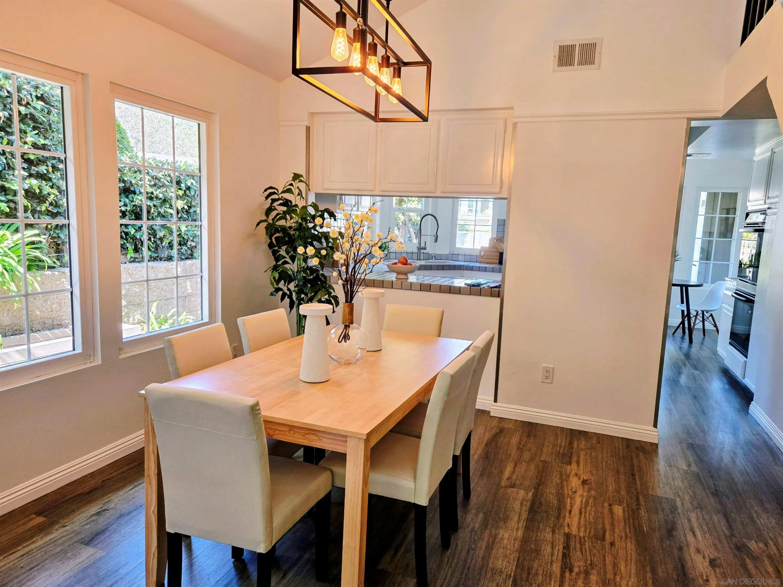 586 Southbridge, Encinitas, CA 92024 - Photo 4 of 9, Encinitas, CA