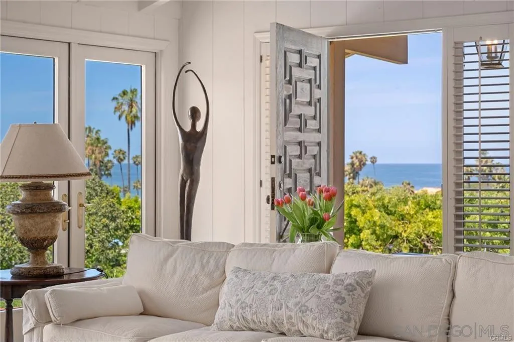 8361 Calle Del Cielo, La Jolla, CA 92037 - Photo 4 of 46, La Jolla, CA