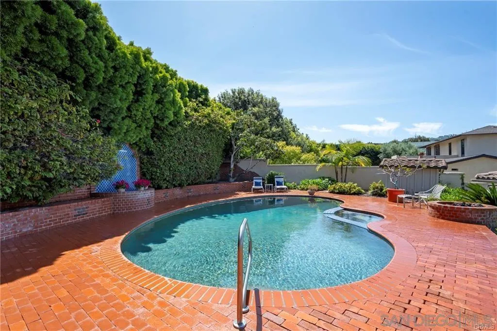 https://cdn.realtyfeed.com/cdn/127/260023536/60cd785dc450079a6bbd52744ad0ada8.webp