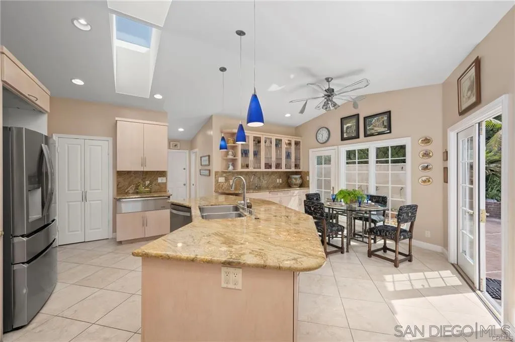 https://cdn.realtyfeed.com/cdn/127/260023536/a135b58a5b4af48f9cab4d18fd0d9fae.webp