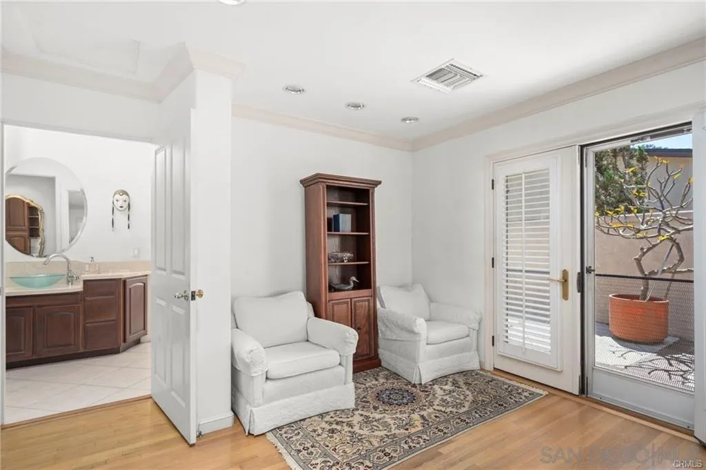 https://cdn.realtyfeed.com/cdn/127/260023536/caf0060c31e13c92b3f95d2c0bb69cc8.webp
