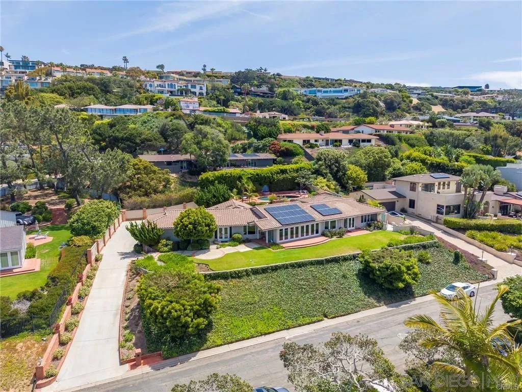 https://cdn.realtyfeed.com/cdn/127/260023536/d058366391b5e086e54b0e2512cec771.webp