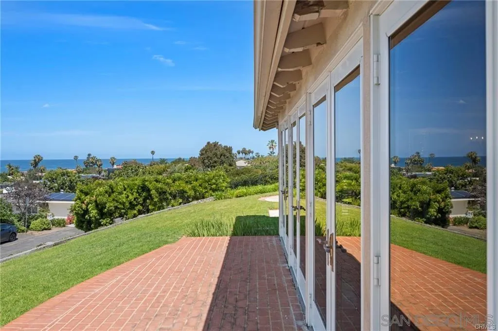 https://cdn.realtyfeed.com/cdn/127/260023536/d4463788f8e2e6aacbce8a8b37d727e3.webp