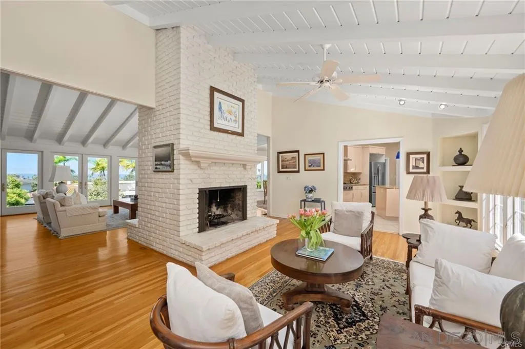 https://cdn.realtyfeed.com/cdn/127/260023536/f4c5e0500c6b0f5e5c5f4a44cf24fd4f.webp