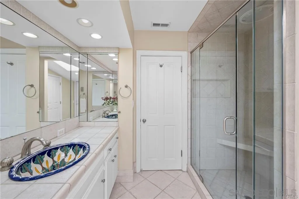https://cdn.realtyfeed.com/cdn/127/260023536/fa584cb87fe8fd8740a774f14f462e19.webp