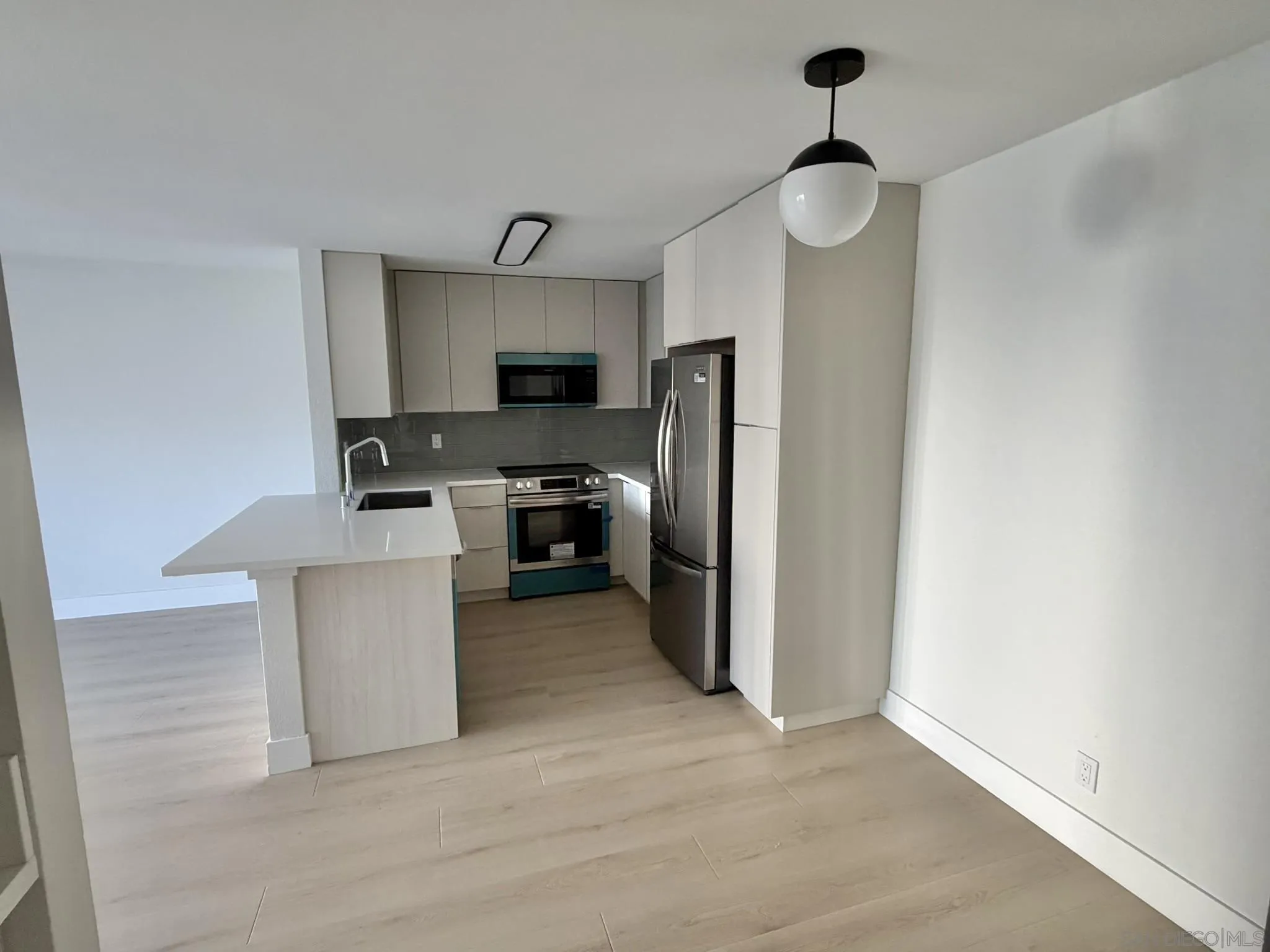 3020 Cowley Way, San Diego, CA 92117 - Main photo, San Diego, CA
