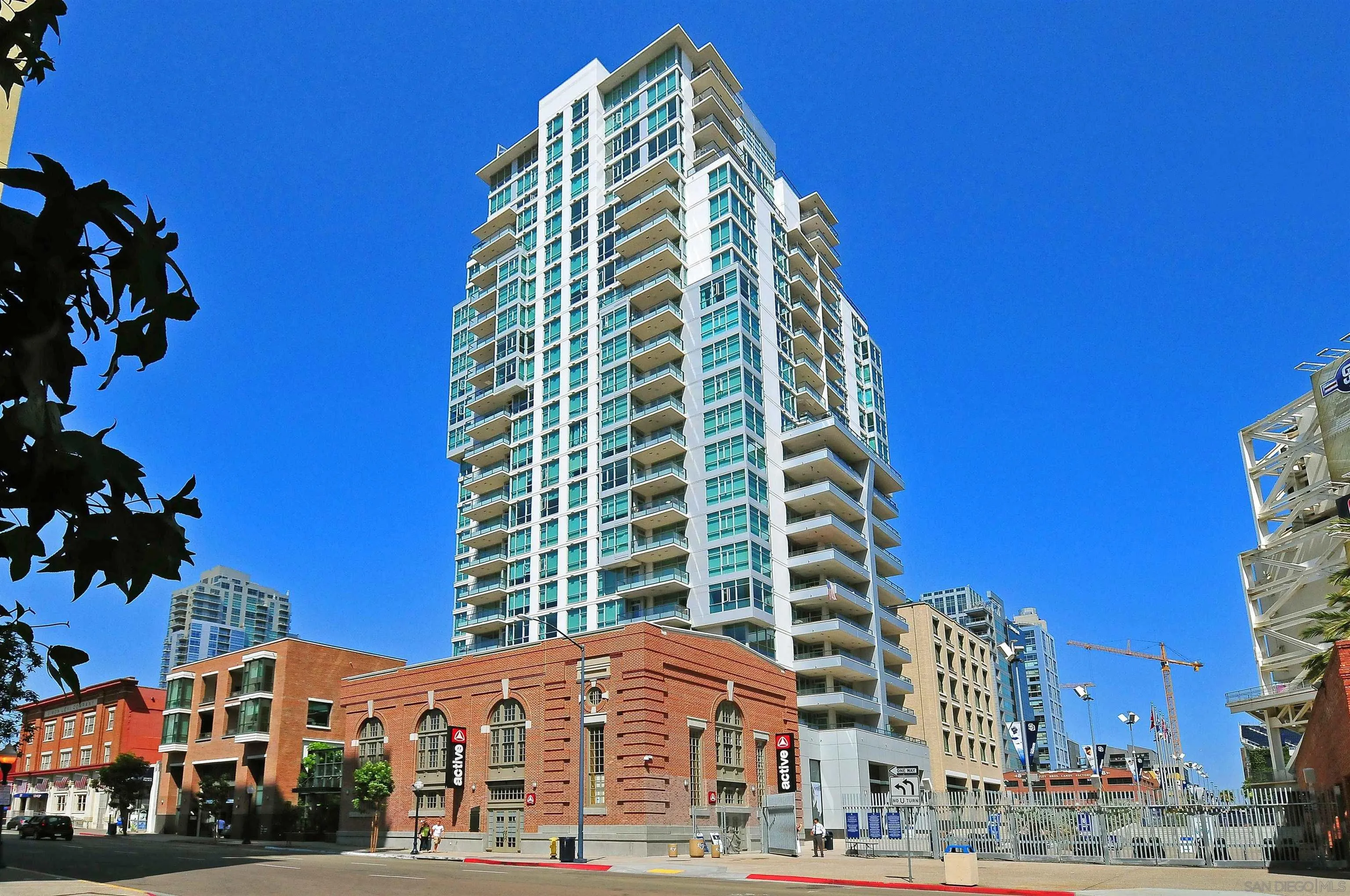 325 7th Ave Unit 211, San Diego, CA 92101 - Main photo, San Diego, CA