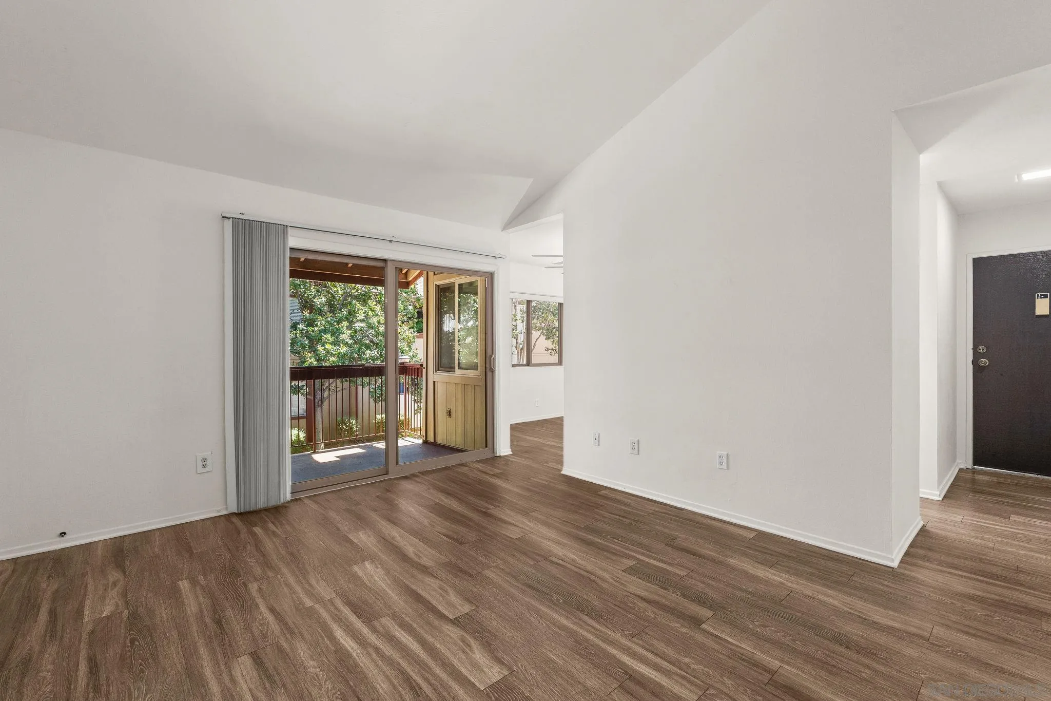5422 Adobe Falls Rd #12, San Diego, CA 92120, photo 8