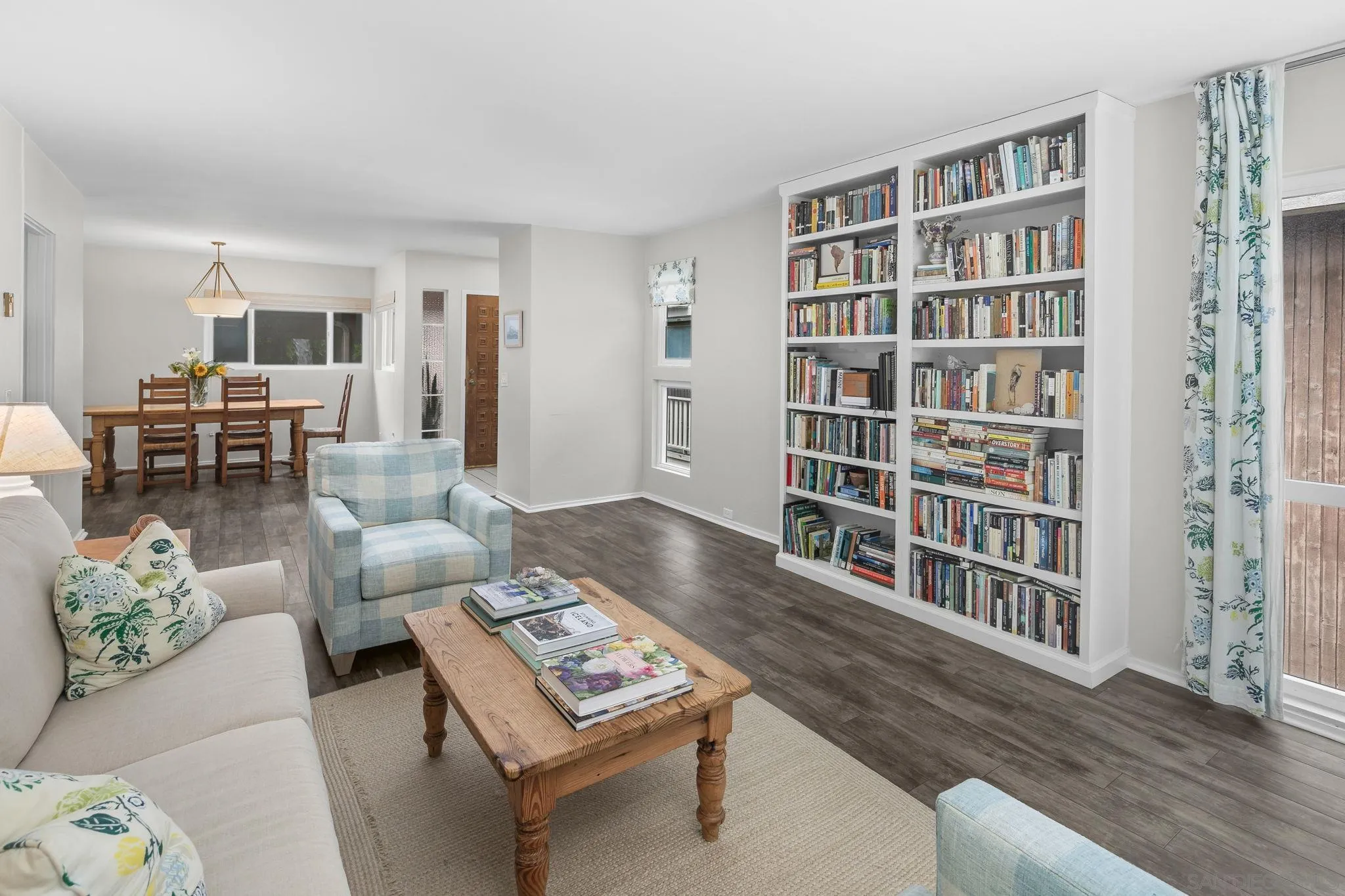https://cdn.realtyfeed.com/cdn/127/260023547/69cd97284c42309e6562ec3ce2830e9e.webp