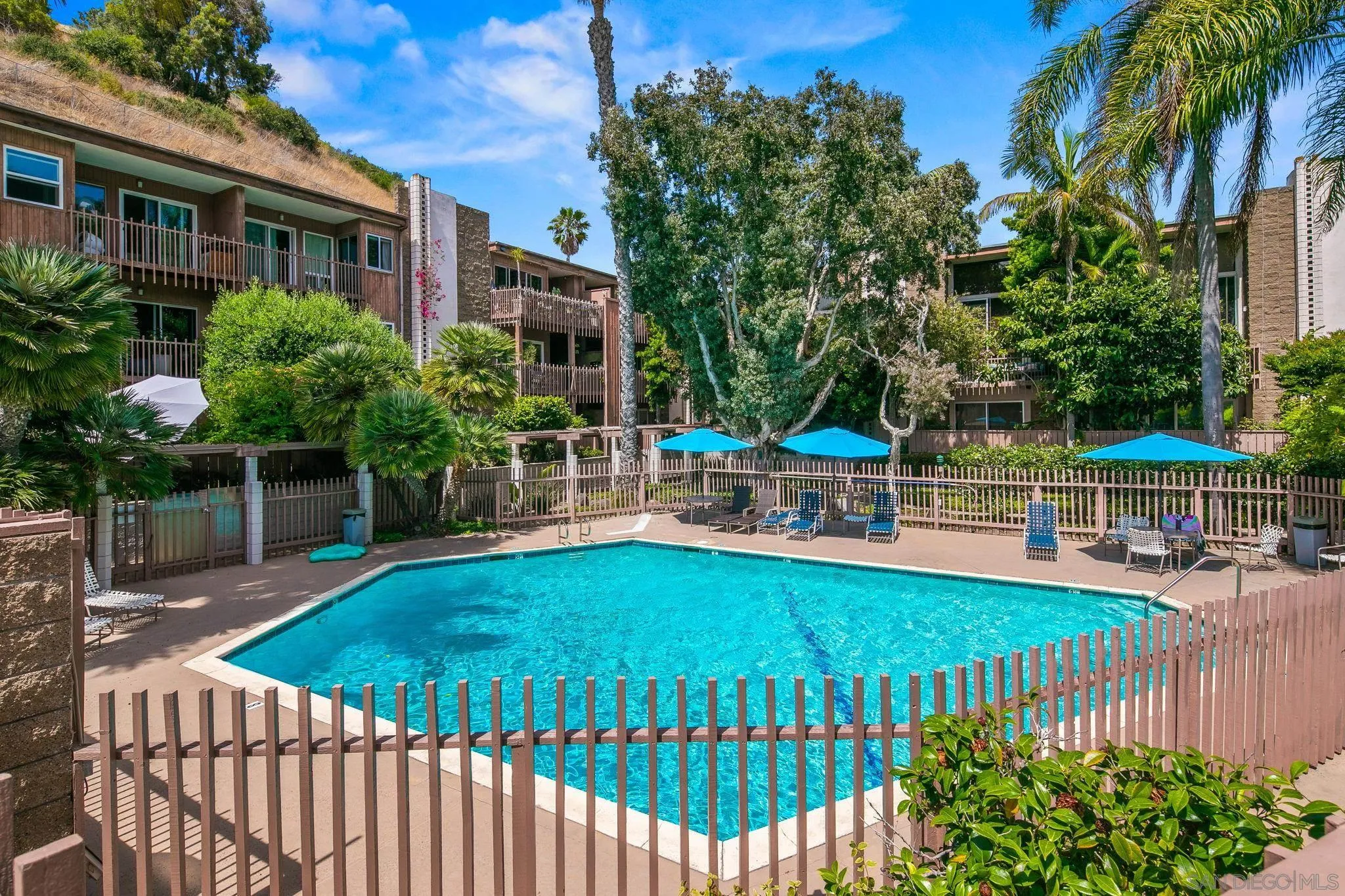 https://cdn.realtyfeed.com/cdn/127/260023547/84850ce1e3863a2a762517ddd8ba4285.webp