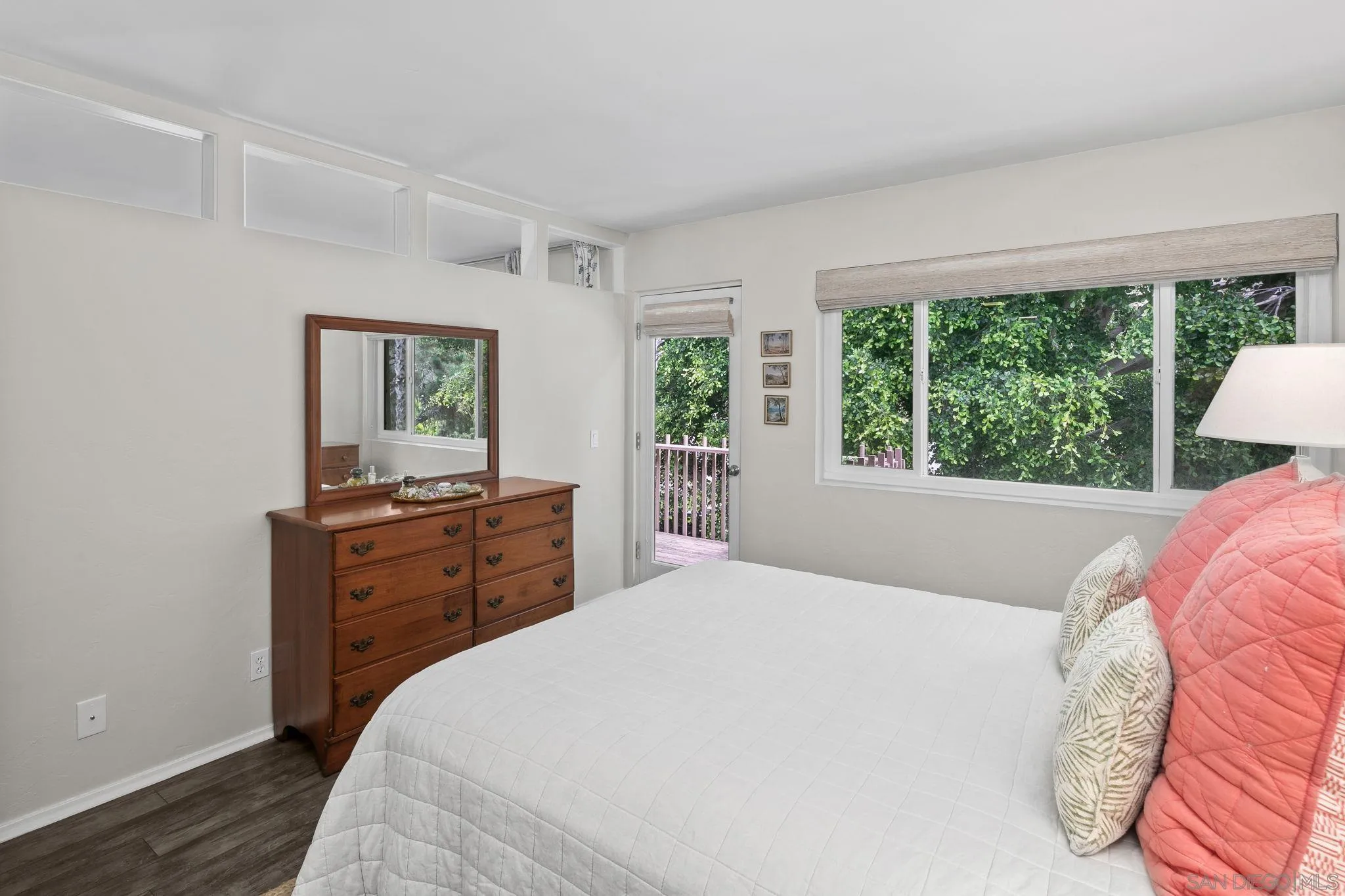 https://cdn.realtyfeed.com/cdn/127/260023547/cca0ec59b38ee98bf9b3e6e8f9b863d8.webp