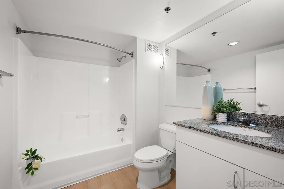 https://cdn.realtyfeed.com/cdn/127/260023550/315c2b1470d7caaca997e3ad7e3df246.webp