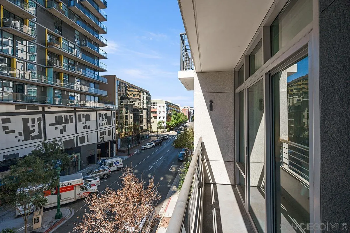 https://cdn.realtyfeed.com/cdn/127/260023550/5b0da3a54c2e0aa918359806193427be.webp