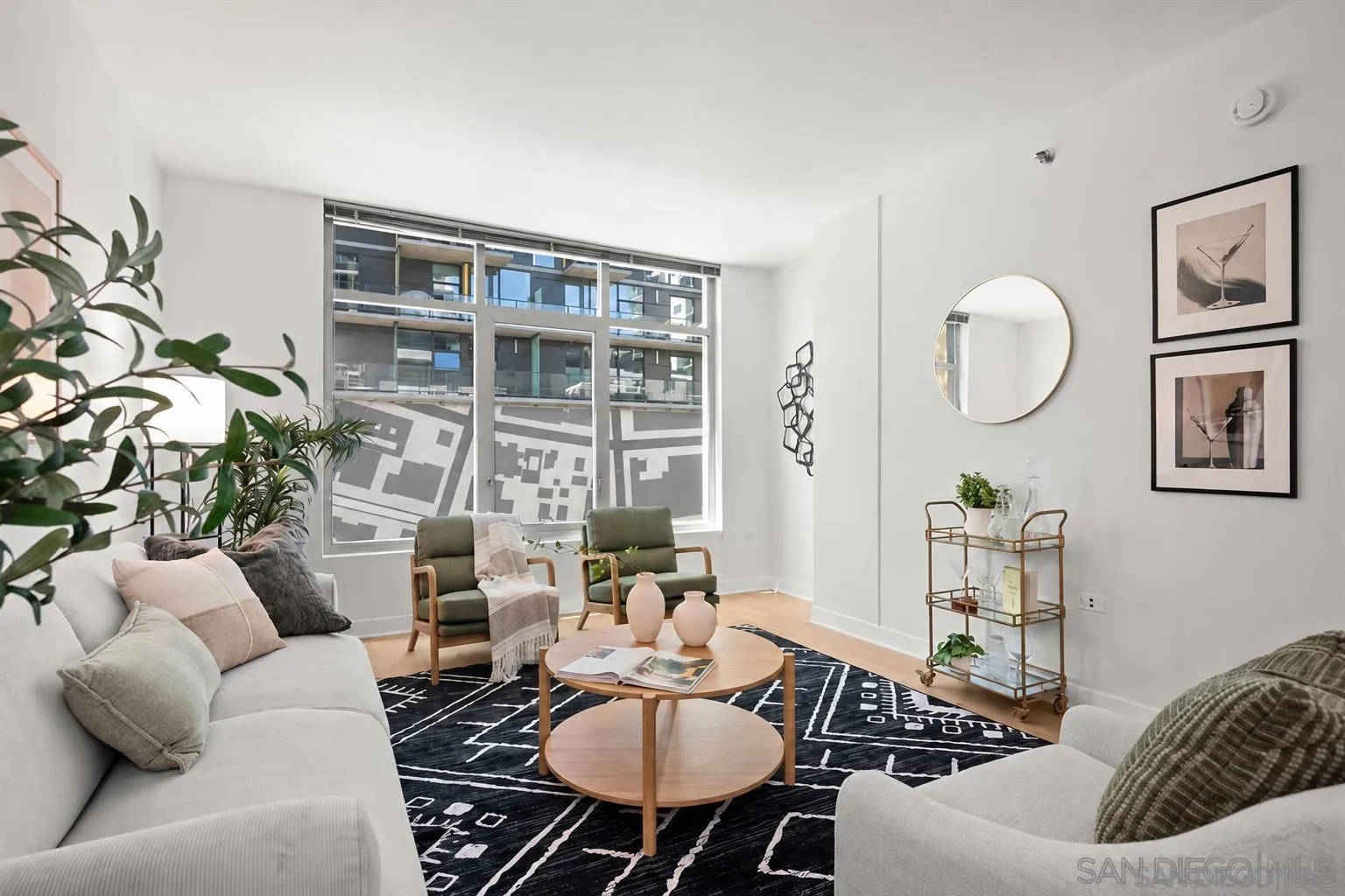 https://cdn.realtyfeed.com/cdn/127/260023550/fd9d691f83879f8f9dae201246dcccb6.webp