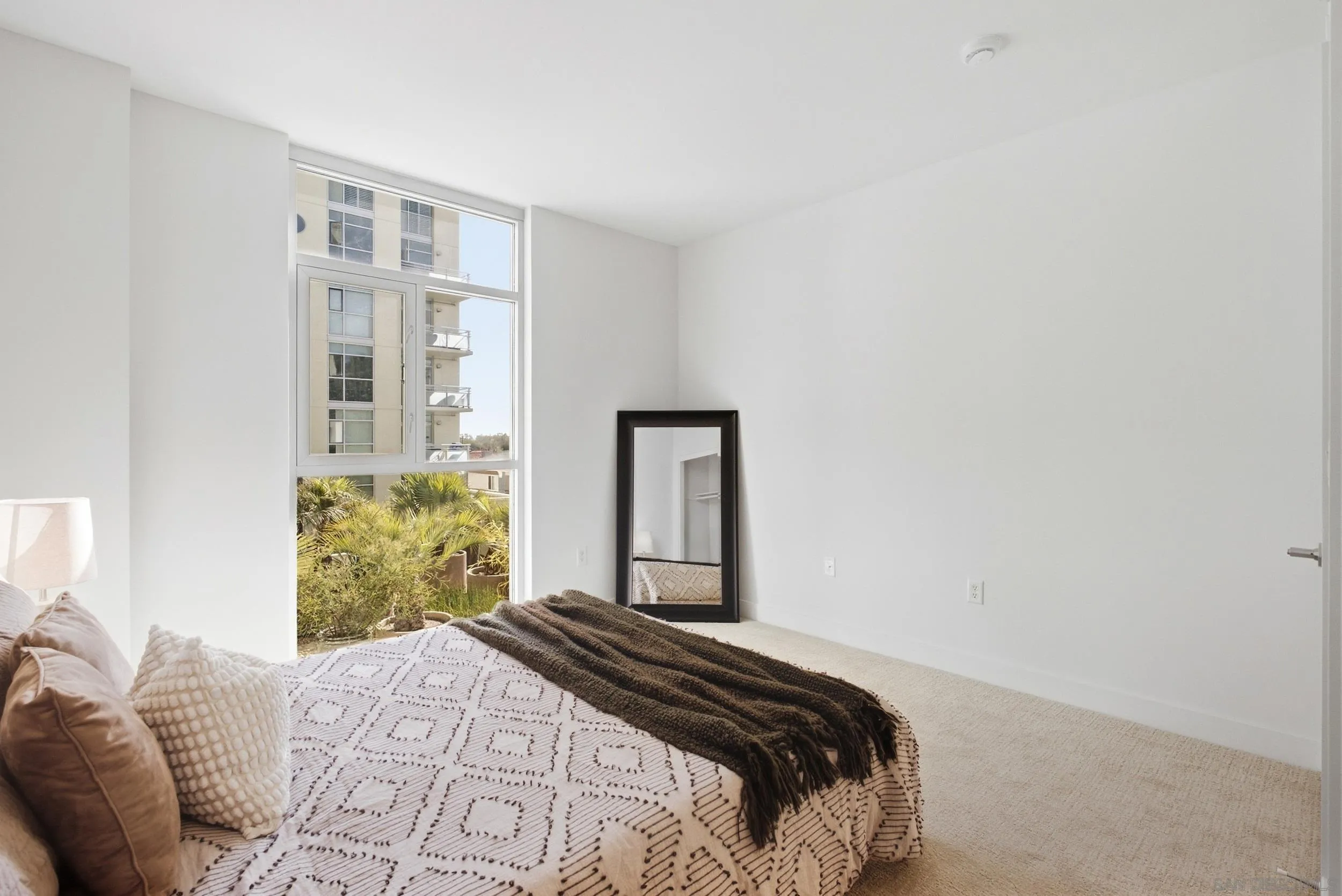https://cdn.realtyfeed.com/cdn/127/260023553/26387f239b831aa4ecfe12b43022e4ff.webp